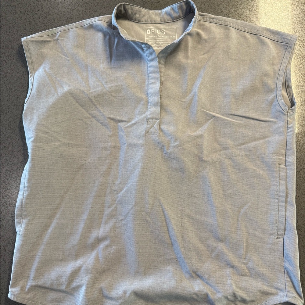 FIGS Rafaela Scrub Top